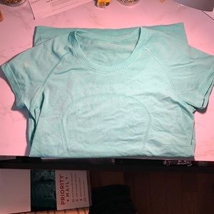 Lululemon swiftly tech